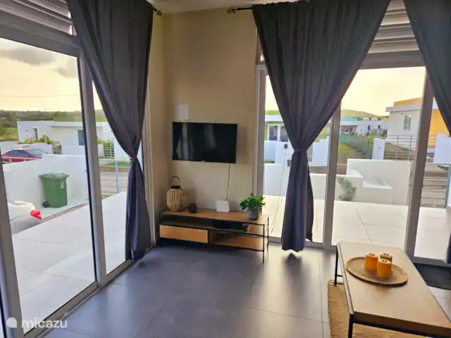 Location de Vacances Curaçao, Curaçao-Centre, Souax, maison de vacances - Na Wechi mi ta: Maison de vacances Curaçao Télévision intelligente. Convient par ex. Netflix et Youtube