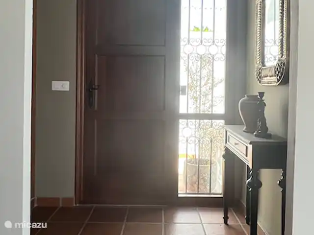 Villa blanche romantique-piscine privée | Espagne, Costa del Sol, Nerja - villa Porte d'entrée avec entrée