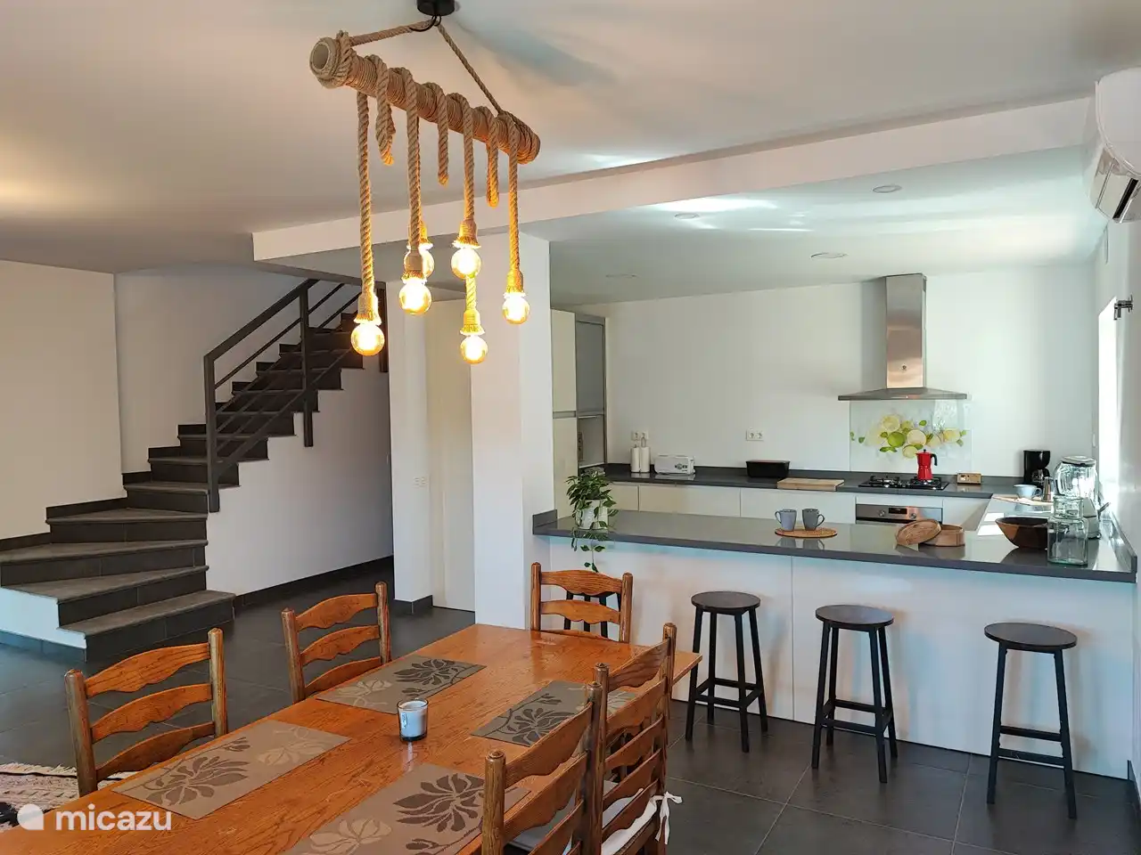 Salle à manger/Cuisine