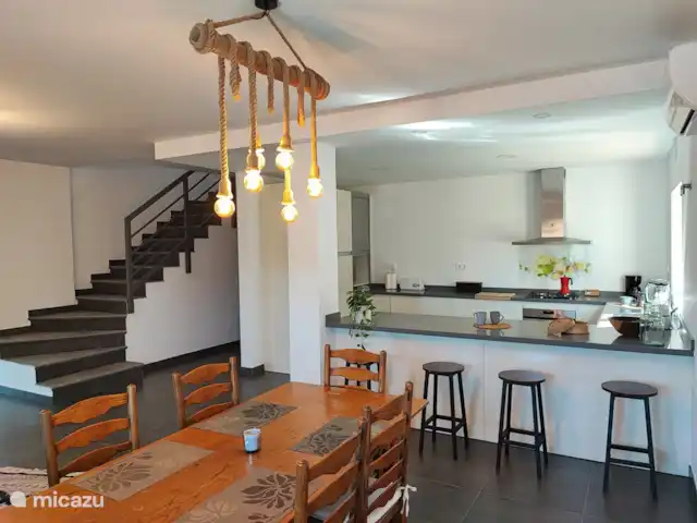 chalet huren in Spanje, Andalusië, Benamargosa – Villa Las Adelfas Eetkamer/Keuken