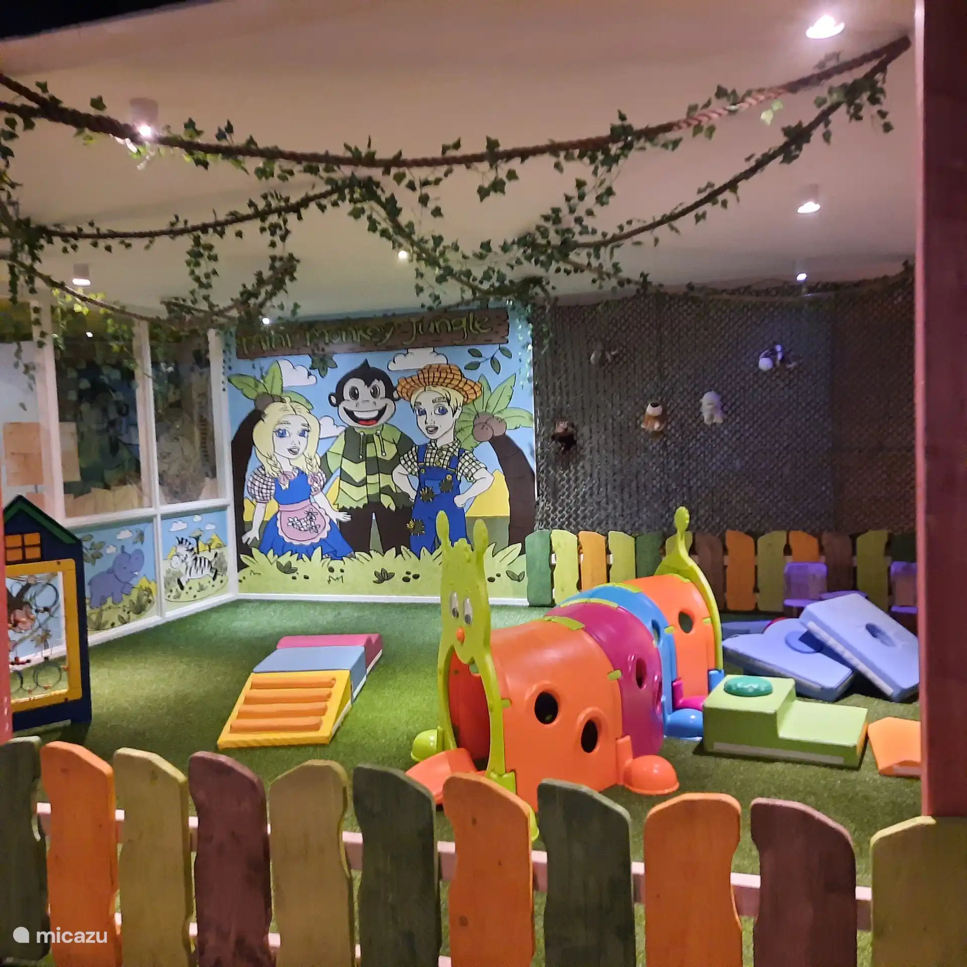 Children's play paradise