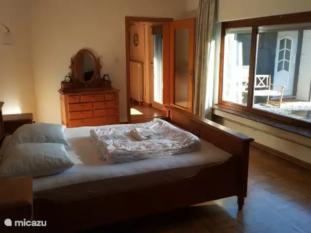 Gran Chalet Monschau en Alemania, Eifel, Monschau - chalet dormitorio 5 (primer piso, sala de paso)