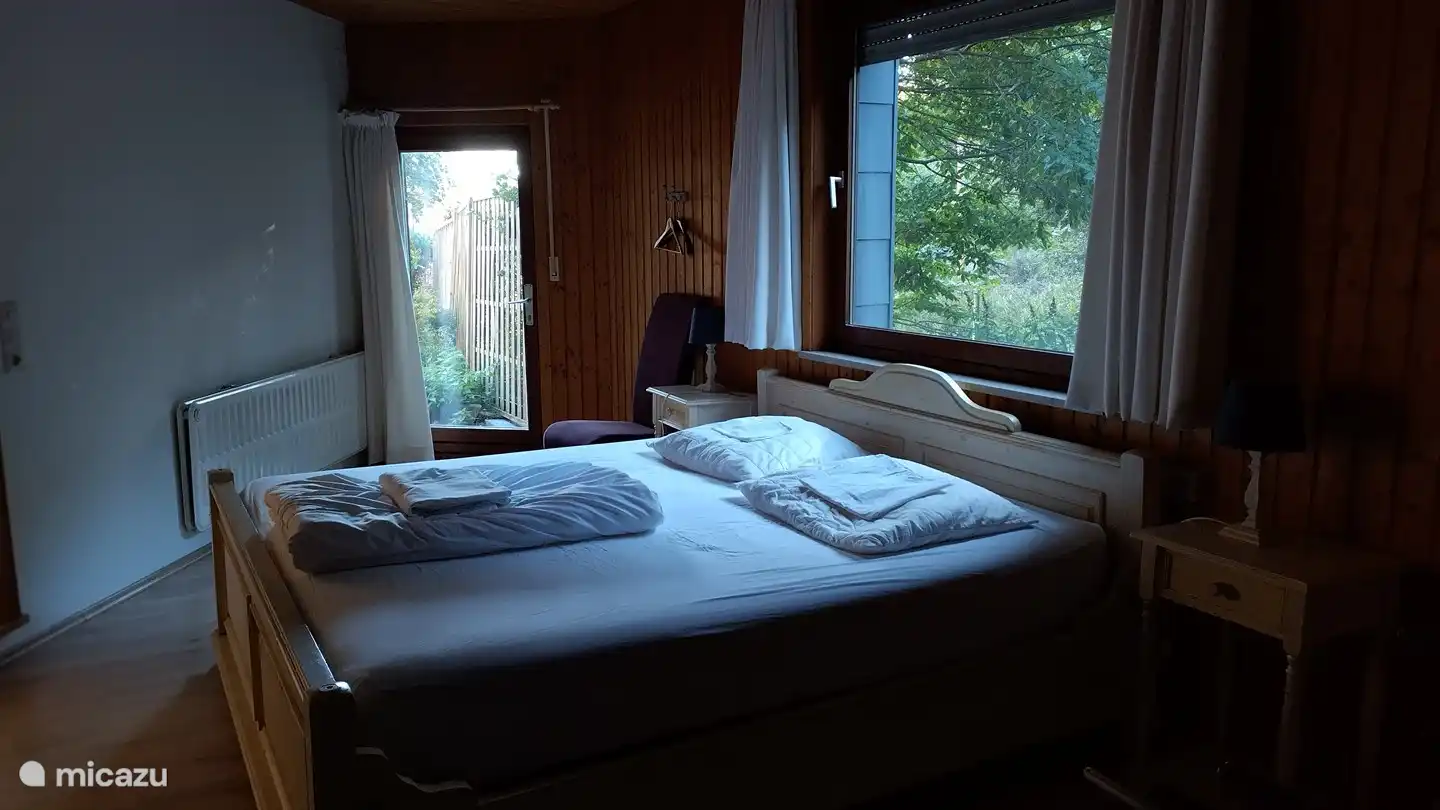 Schlafzimmer 6 (1. Stock)