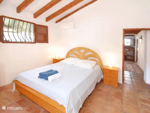 Casa The Lofties huren in Spanje, Costa del Sol, Comares - villa Slaapkamer 2 met 2-persoonsbed, airco en kleerkast.