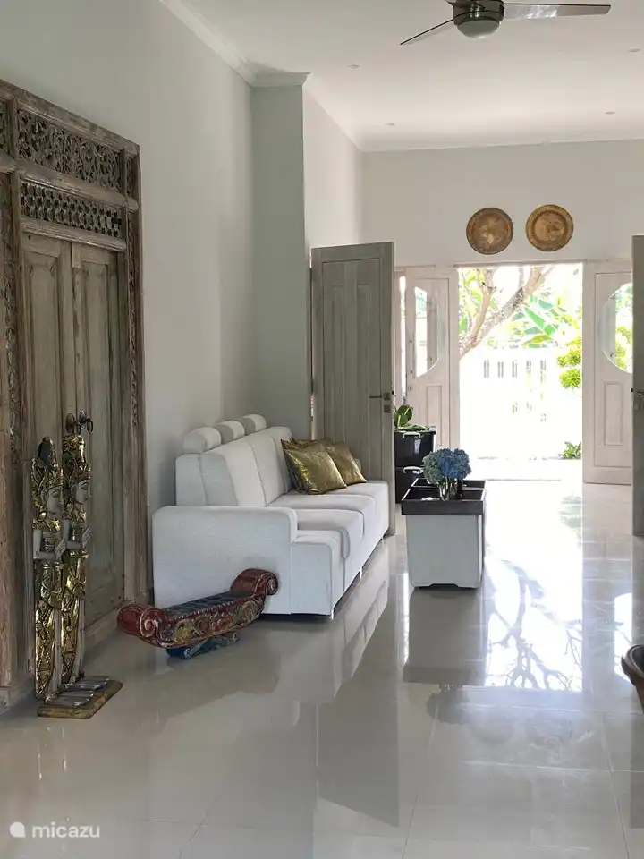 Auf Bali gibt es kein Durchsonnenzimmer, sondern ein Durchwindzimmer.