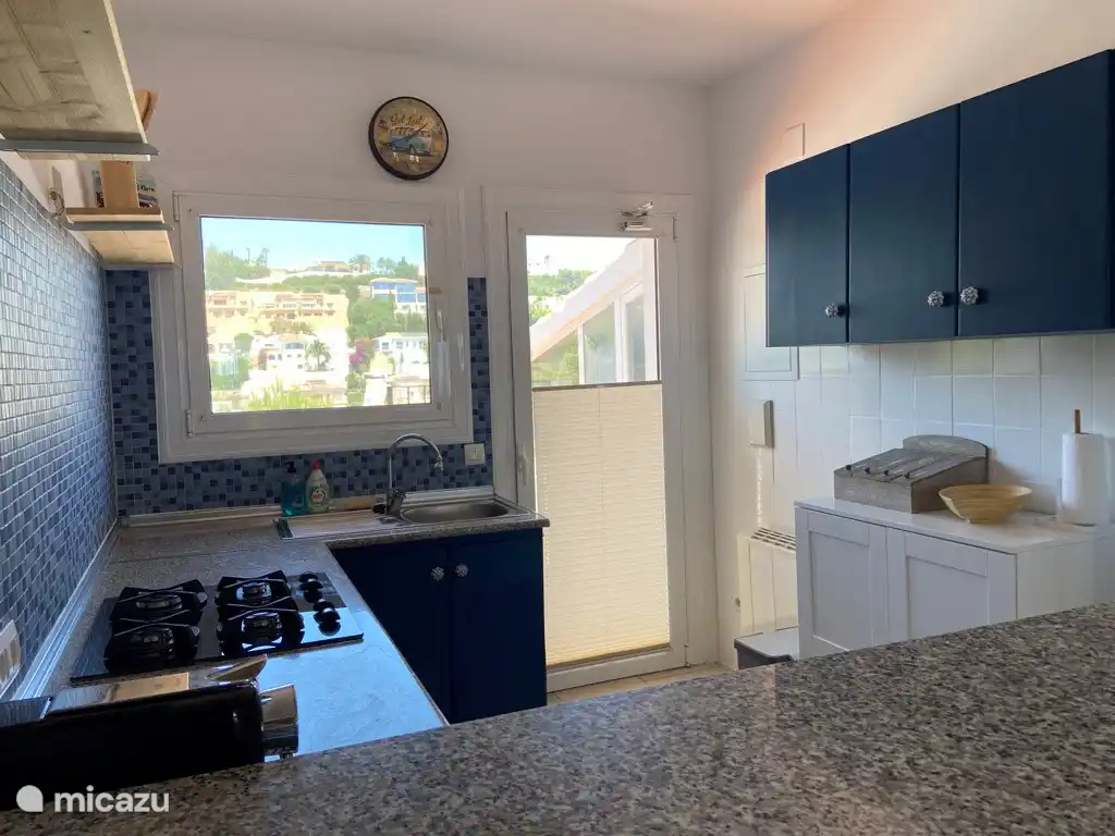 La Casita Blanca Hermano - kitchen