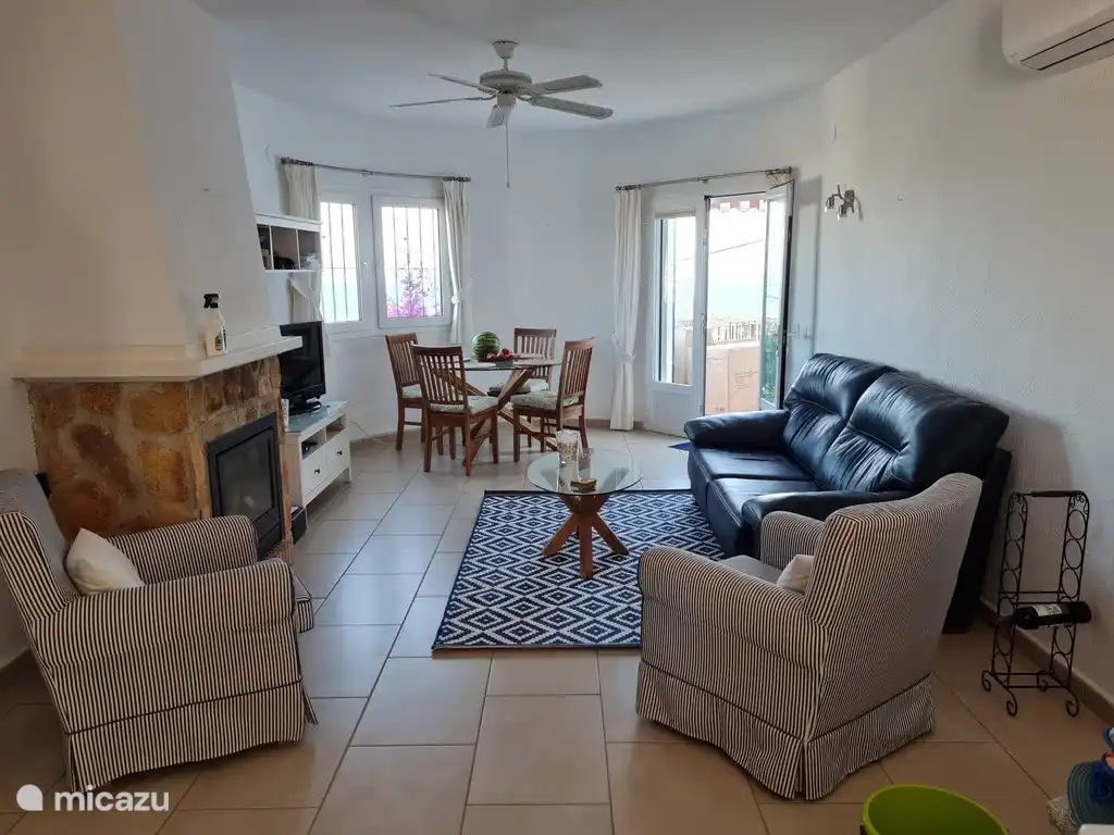 La Casita Blanca Hermano - lounge