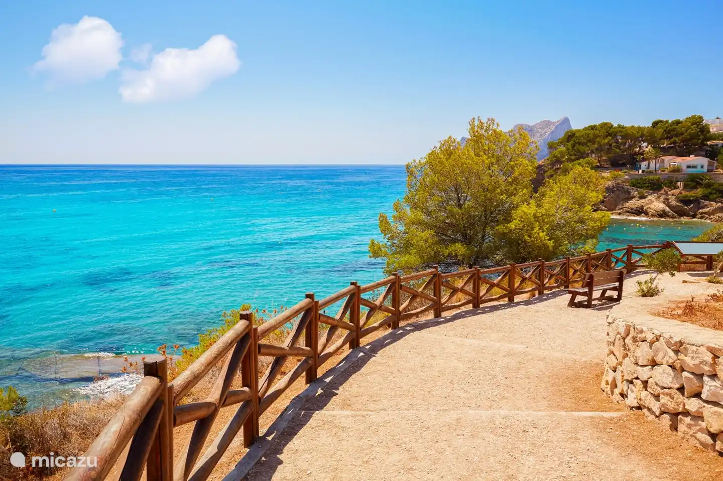 La fustera Wanderweg am Strand entlang