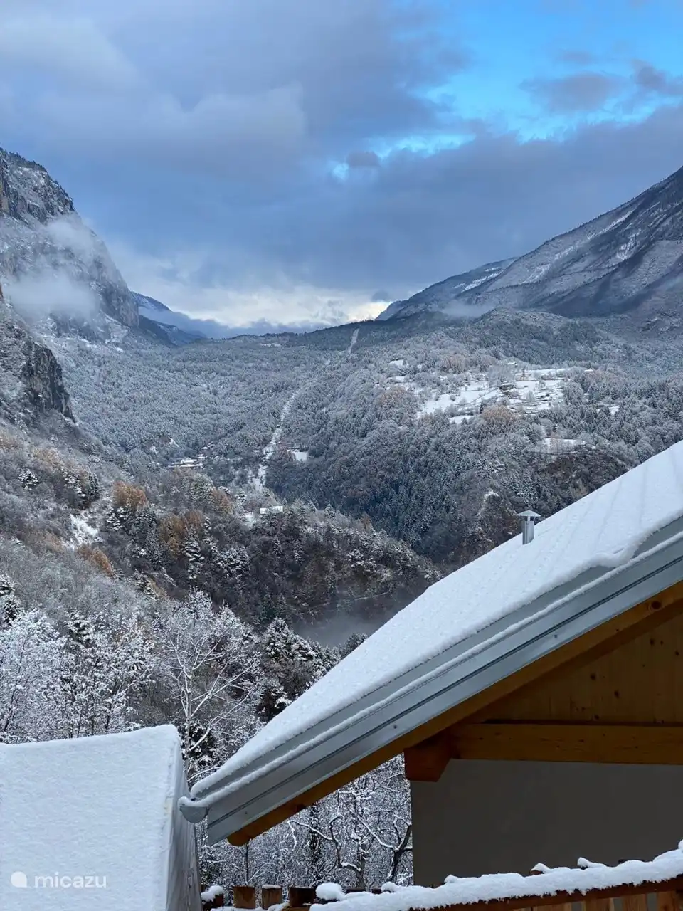Winter mit Panorama der Struktur