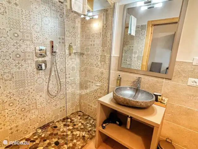 Chalet Torcel - DELUXE Kamer Ambiez huren in Italië, Dolomieten, San Lorenzo in Banale - gîte / cottage Luxe badkamer in de kamer