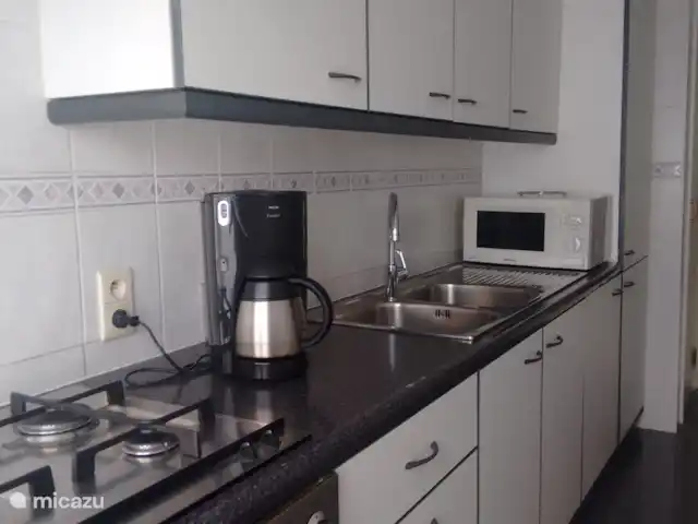 Avenue de la Résistance  | Belgique, Anvers, Anvers - appartement Cuisine entièrement équipée avec machine à laver, congélateur, etc.