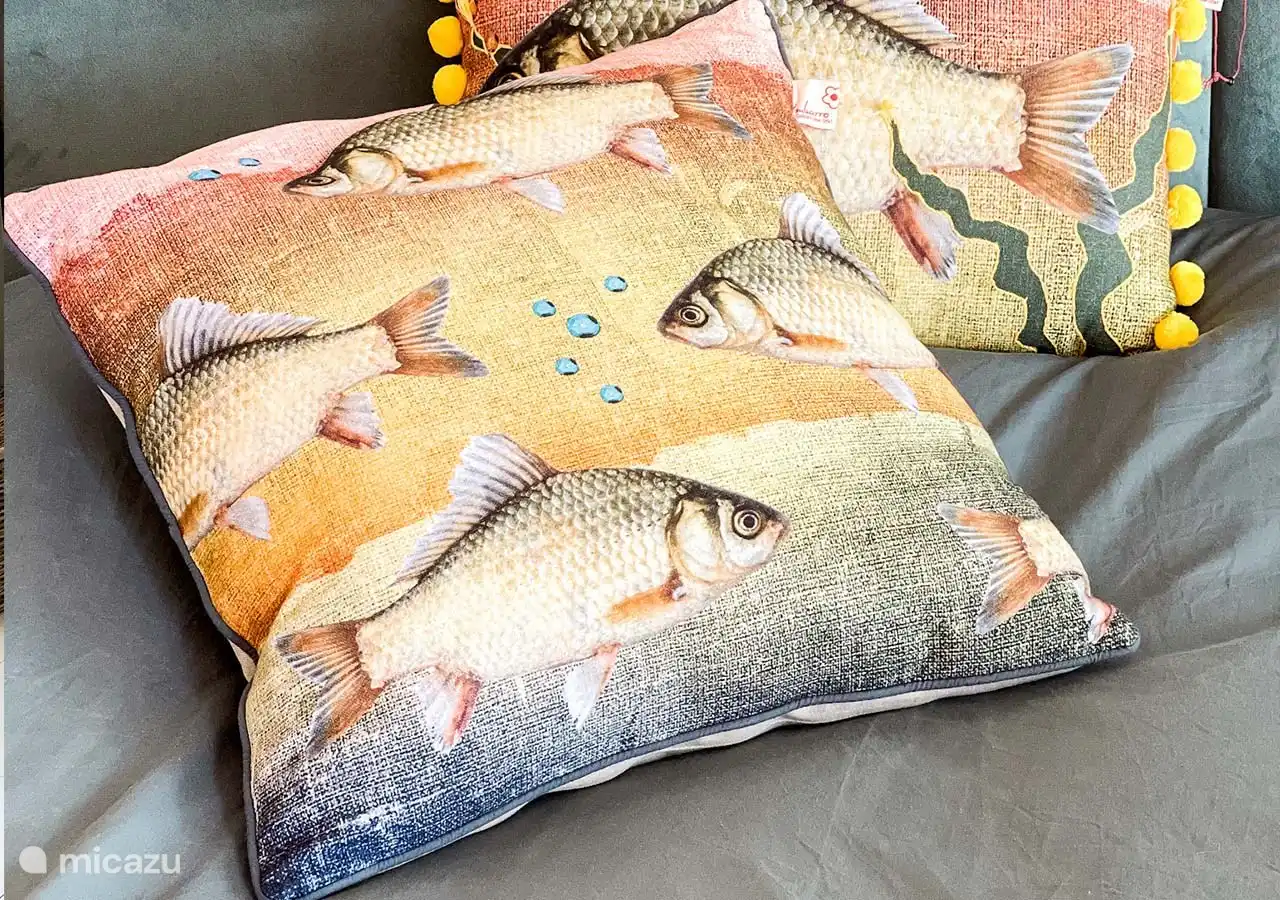 Kissen von Imbarro aus den Niederlanden