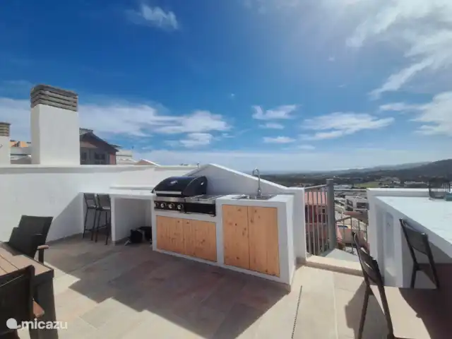 Casa Hannah huren in Spanje, Costa Blanca, Finestrat - vakantiehuis Welkom op het nieuwe dakterras!
In 2025 hebben we een gebruiksvriendelijk buitenkeuken geplaatst die jullie kunnen gebruiken en zó optimaal van de uitzichten kunnen genieten