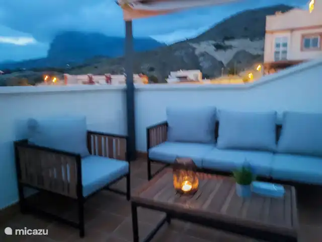 Casa Hannah huren in Spanje, Costa Blanca, Finestrat - vakantiehuis Solarium: eettafel, lounge en ligstoelen aanwezig