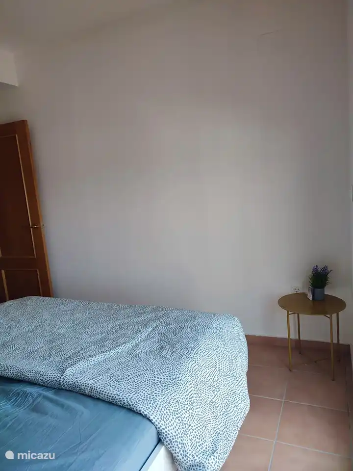 Doppelzimmer mit Einbauschränken