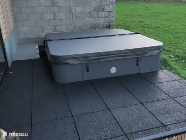 Mote26 huren in België, West-Vlaanderen, Ingooigem - vakantiehuis grote jacuzzi voor 5personen
