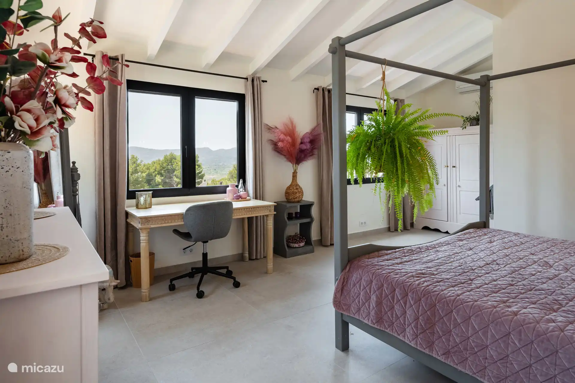 Arbeitsplatz Schlafzimmer 4