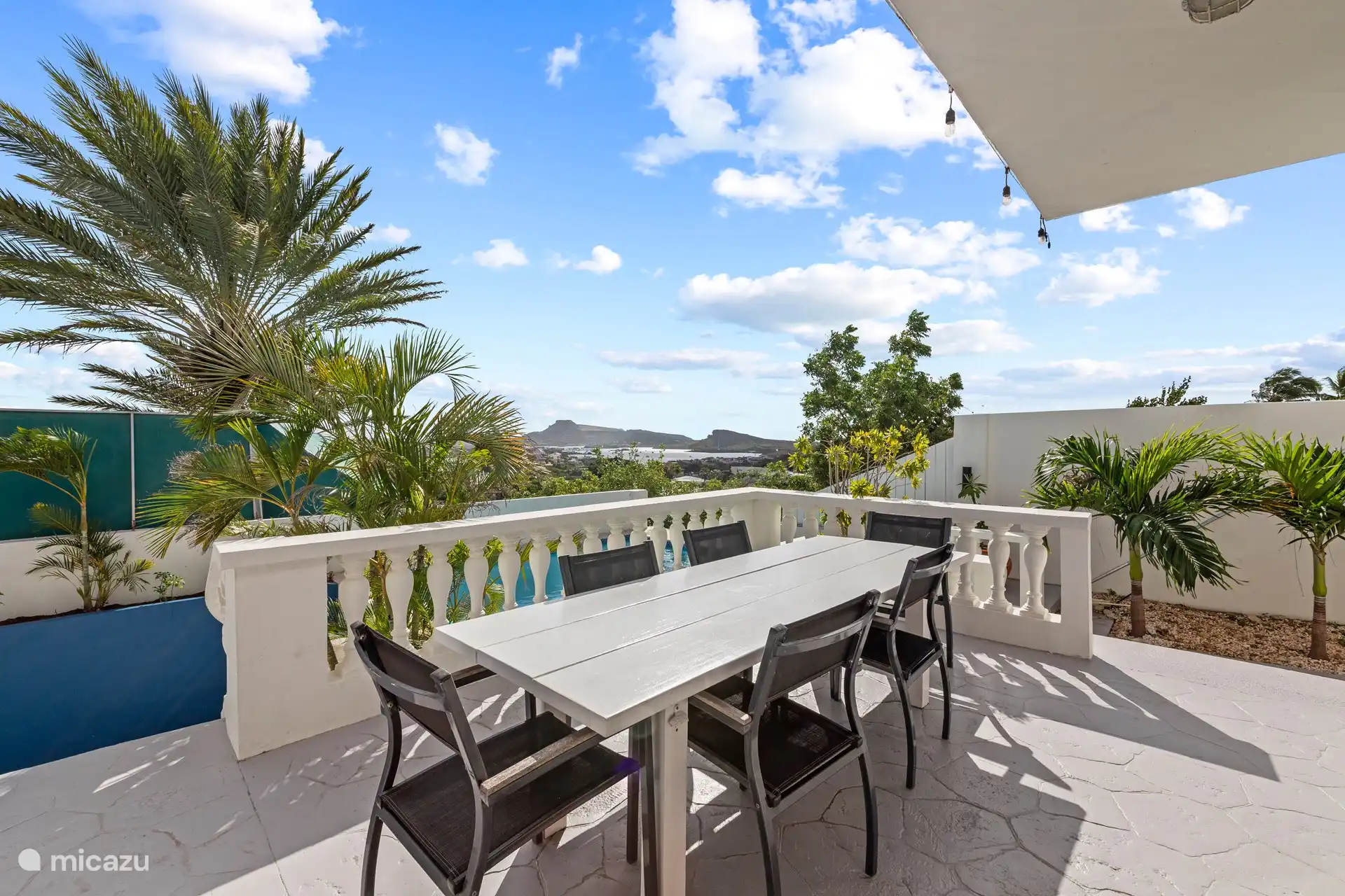 Uniek uitzicht van het achter teras