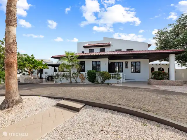 Hacienda Azul | Curaçao, Banda Ariba (est), Jan Thiel - villa Vue de la rue