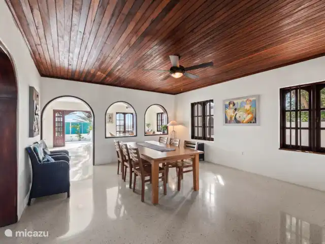 Hacienda Azul | Curaçao, Banda Ariba (est), Jan Thiel - villa Salle à manger avec table extensible