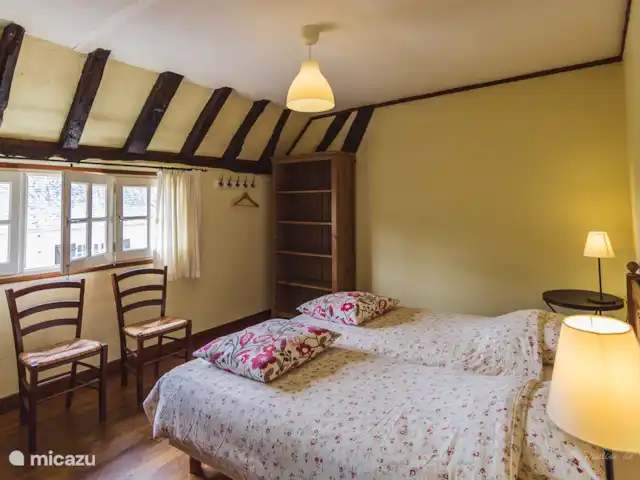 Location de Vacances France, Corrèze, Perpezac-le-Blanc, gîte / cottage - Domaine Leyvinie, gîte Mourvèdre Domaine Leyvinie, Gîte Mourvèdre, chambre 2