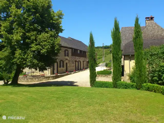 Location de Vacances France, Corrèze, Perpezac-le-Blanc, gîte / cottage - Domaine Leyvinie, Gîte Syrah Domaine Leyvinie, Gîte Syrah, 1ère à gauche