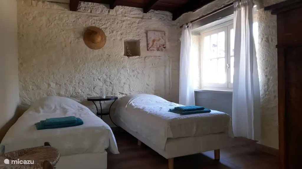 Domaine Leyvinie, Gîte Grenache, Schlafzimmer 2