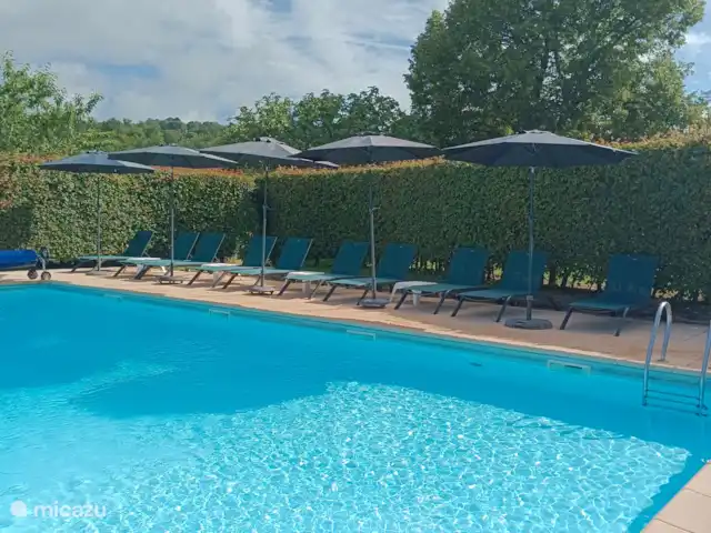 Location de Vacances France, Corrèze, Perpezac-le-Blanc, gîte / cottage - Domaine Leyvinie, Gîte Grenache Domaine Leyvinie, piscine