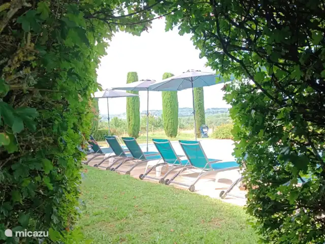 Location de Vacances France, Corrèze, Perpezac-le-Blanc, gîte / cottage - Domaine Leyvinie, Gîte Grenache Domaine Leyvinie, piscine