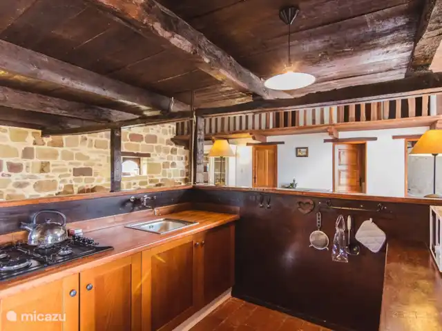 Location de Vacances France, Corrèze, Perpezac-le-Blanc, gîte / cottage - Domaine Leyvinie, Gîte Grenache Domaine Leyvinie, Gîte Grenache, cuisine