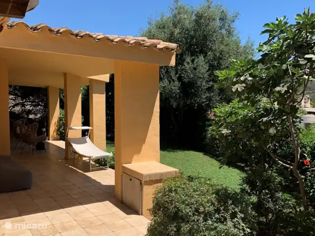 Tra Torre e Mare huren in Italië, Sardinië, Torre delle Stelle - vakantiehuis Foto overdekt terras.