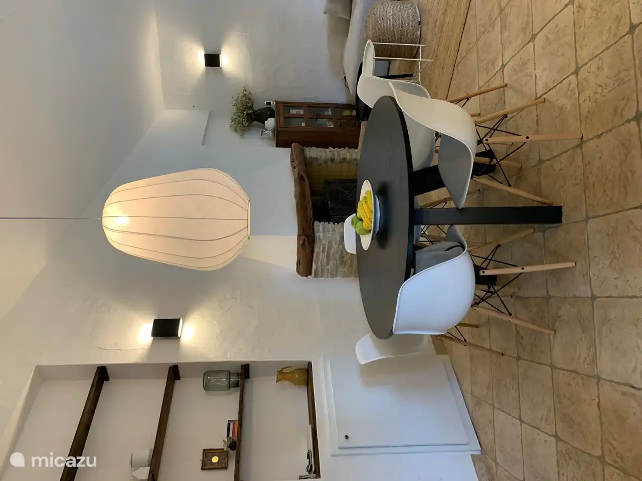 Foto Wohn- und Esszimmer.