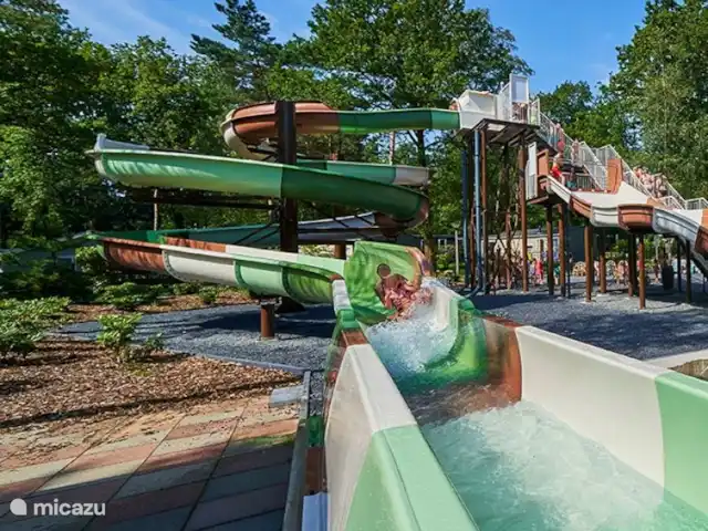 Location de Vacances Pays-Bas, Gueldre, Beekbergen, chalet - Chalet 't Veluws Huuske Beaucoup de plaisir aquatique au parc de vacances Lierderholt
