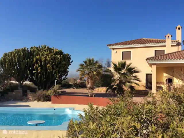 Villa avec piscine Solaire | Espagne, Costa Blanca, Daya Nueva - finca piscine avec vue sur le jardin de cactus