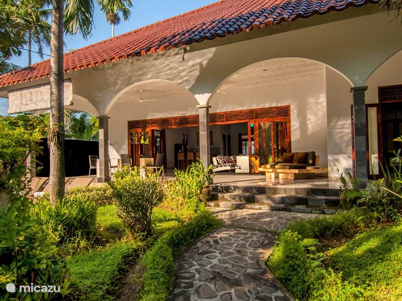 Vakantiehuis Indonesië, Bali, Lovina Villa Villa Kelapa Centraal Lovina