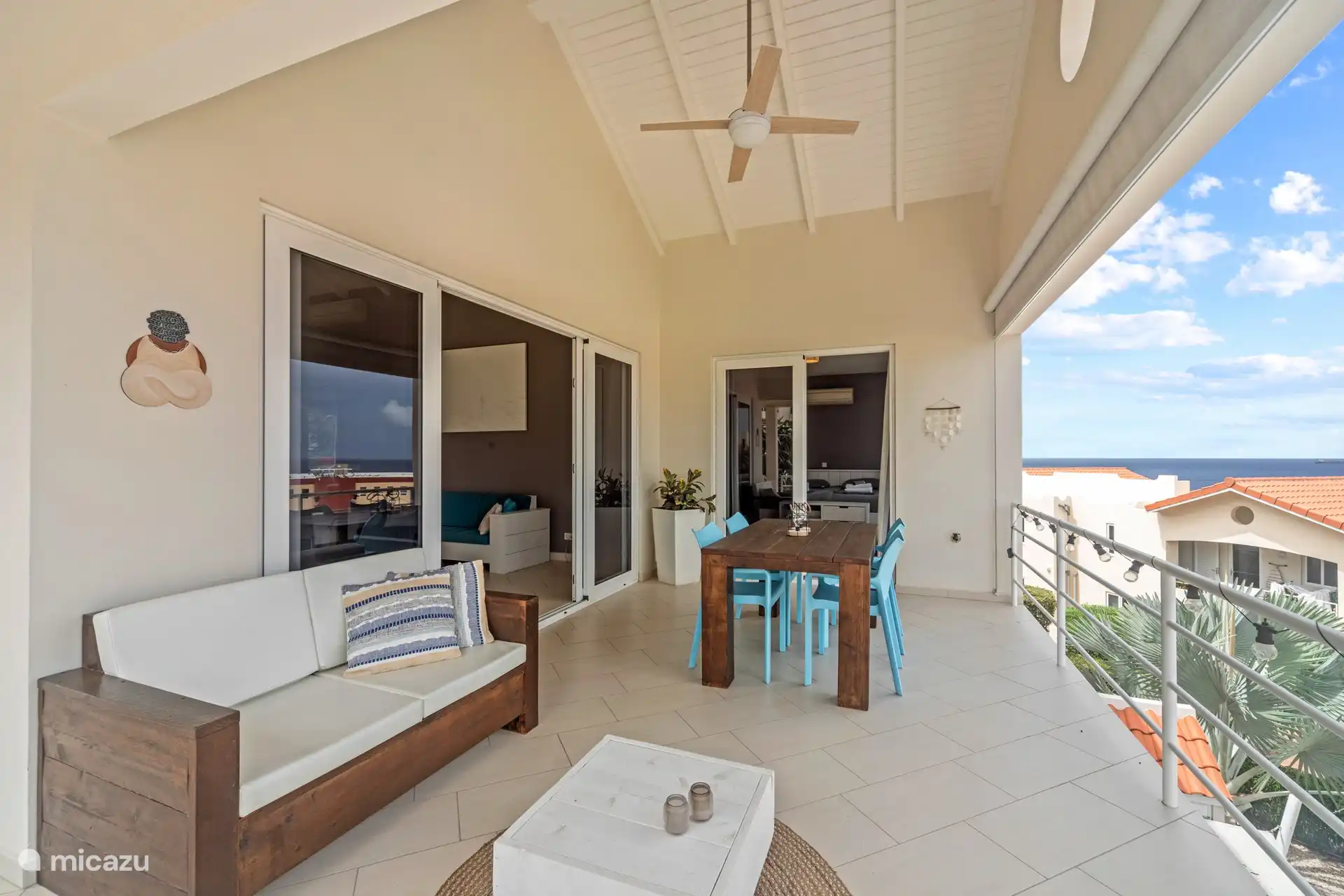 Terrasse avec coin salon