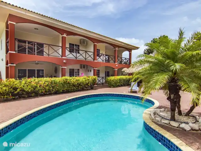 Nos Dushi Seru Hulanda en Curazao, Curazao Centro, Abrahamsz - apartamento La piscina y el apartamento están justo arriba