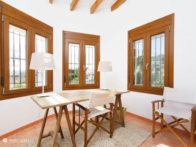 Villa Casa Calme - 700m van dorp huren in Spanje, Costa Blanca, Moraira - villa Werkplek in slaapkamer 1 op eerste etage
