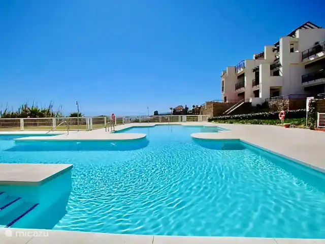 Location de Vacances Espagne, Andalousie, Casares, appartement - Appartement de luxe au bord de la mer piscine