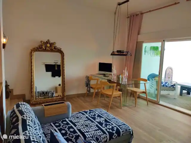 Location de Vacances Espagne, Andalousie, Casares, appartement - Appartement de luxe au bord de la mer coin salon et salle à manger