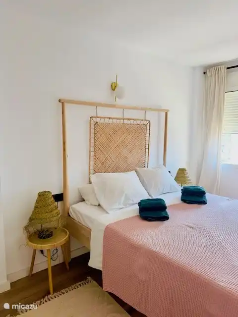 Schlafzimmer 2 ein großes 2pers. Bett