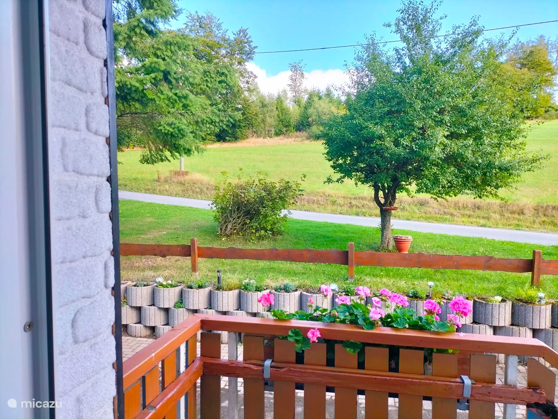 uitzicht vanuit de voor ingang