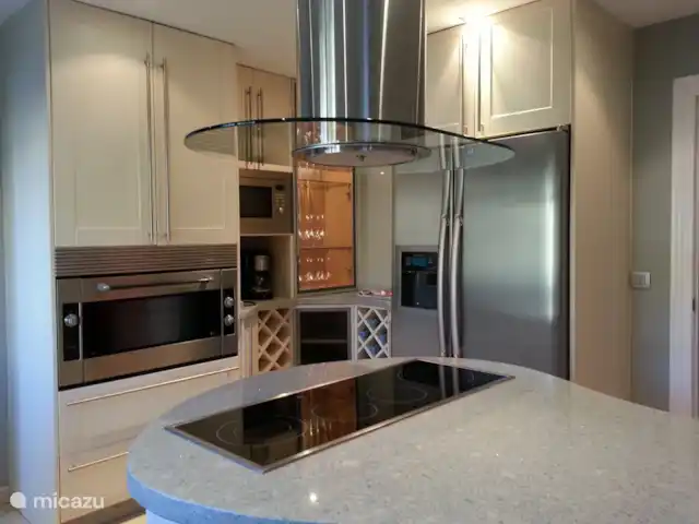 Villa del Sol - Entre Tu y Yo huren in Spanje, Costa del Sol, Benalmádena - villa Moderne, volledig ingerichte keuken.