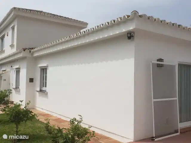 Villa del Sol - Entre Tu y Yo huren in Spanje, Costa del Sol, Benalmádena - villa Foto vanuit noordoostelijke hoek.