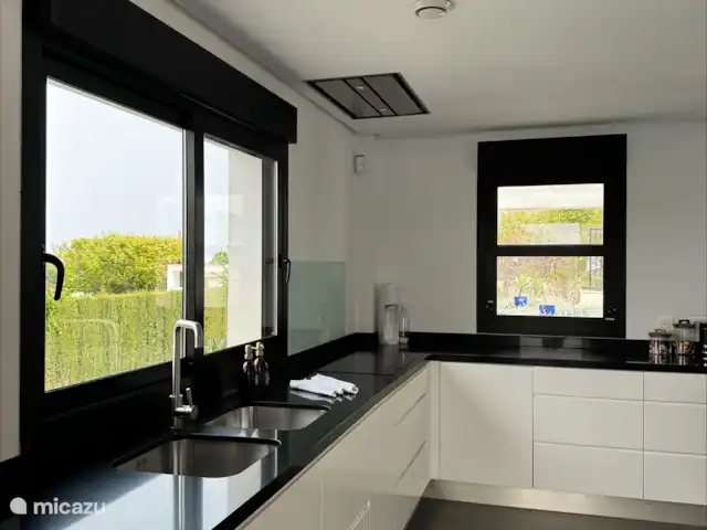 Location de Vacances Espagne, Costa Blanca, Jávea, villa - Villa Strelitzia Cuisine avec tout le confort.