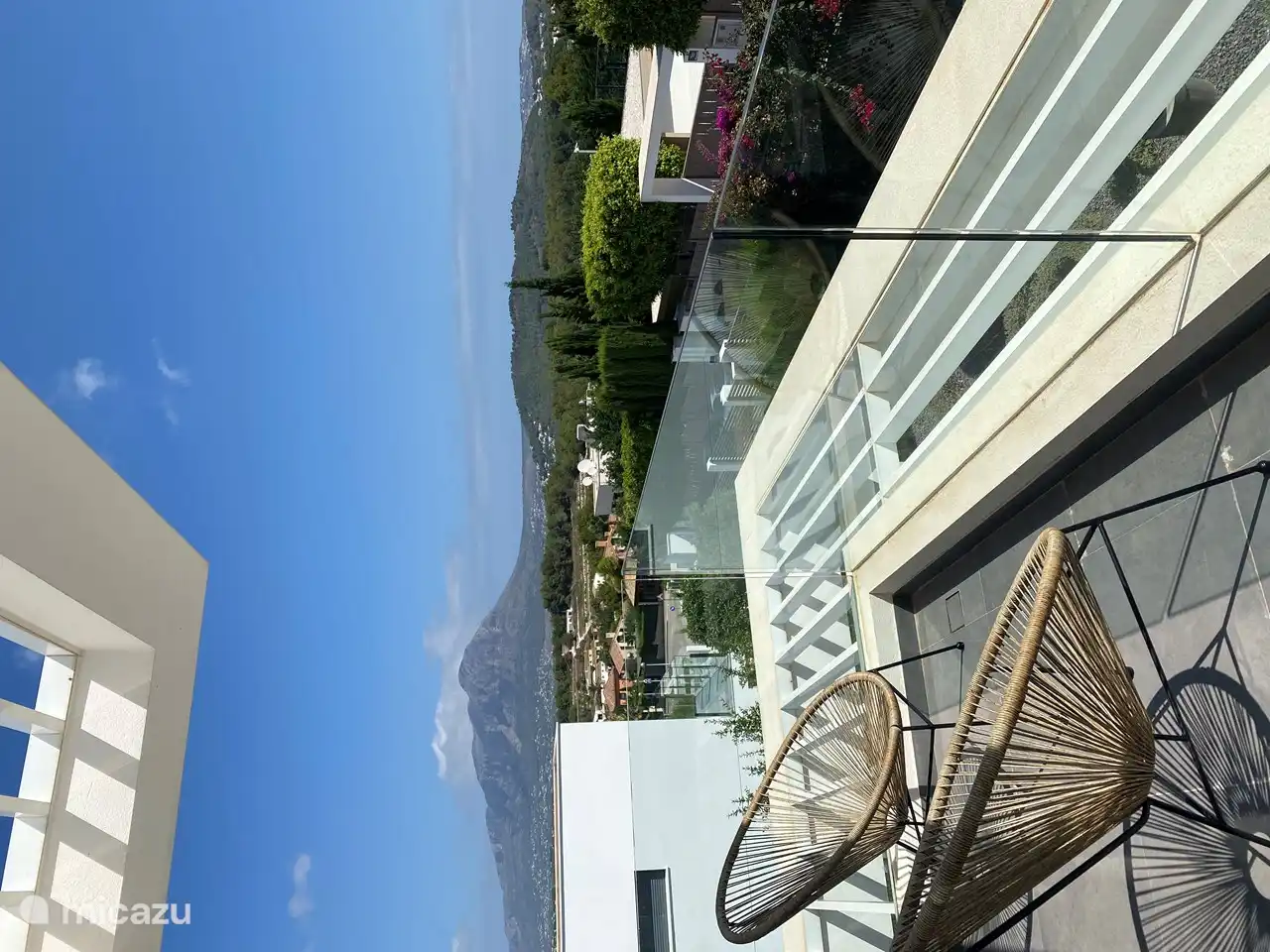 Vue sur le Montgo ou la soi-disant montagne des éléphants.