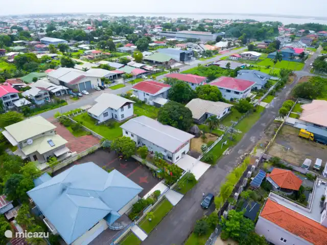 appartement huren in Suriname, Paramaribo, Paramaribo – Mon Plaisir Appartementen Boven Hier is de omgeving beter te zien. Heel aangenaam