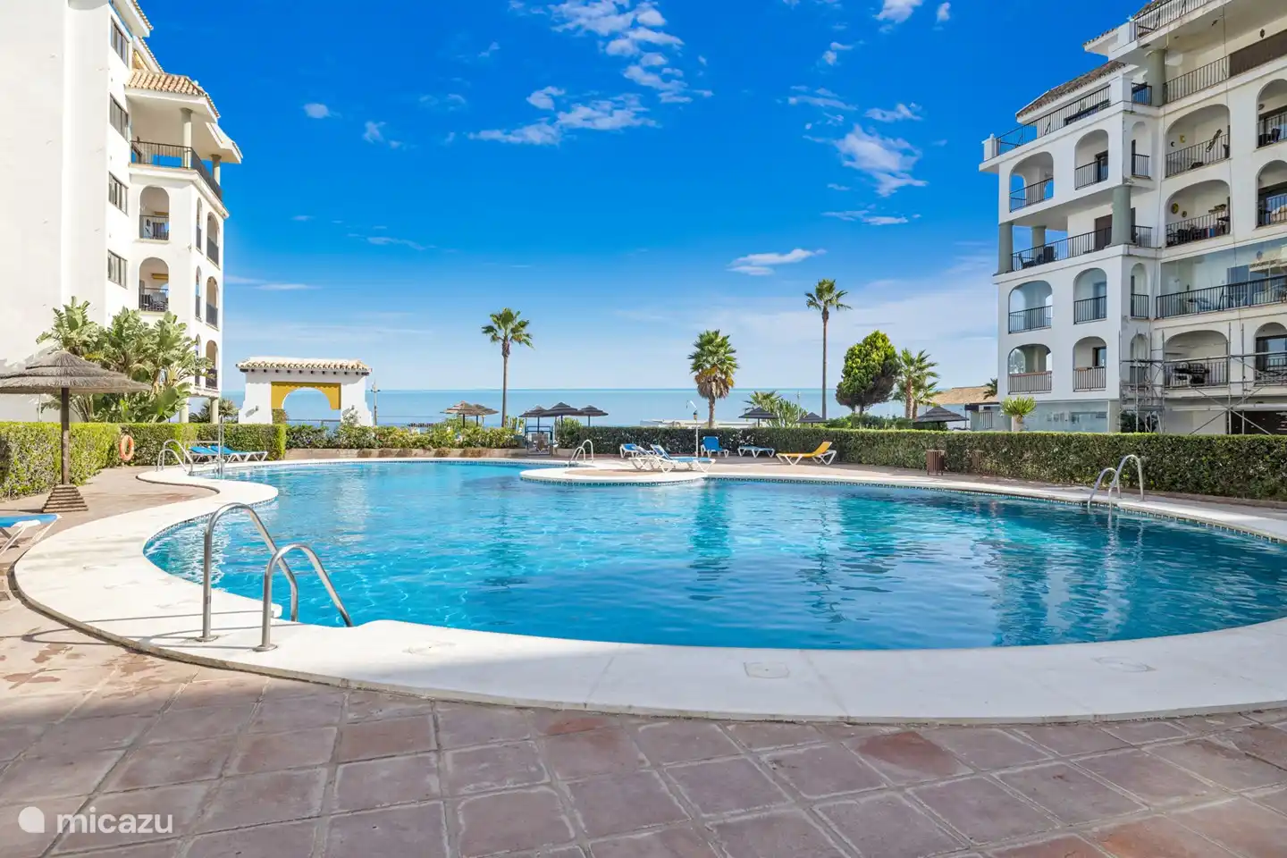 einer der 4 Swimmingpools