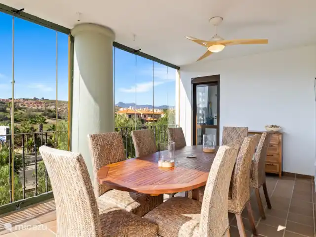 Experiencia de playa en la Costa del Sol en España, Costa del Sol, Manilva - apartamento vista del campo de golf