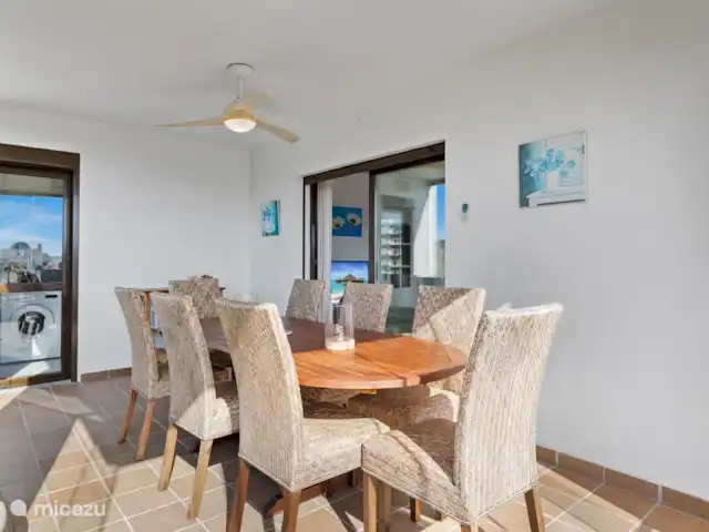 Experiencia de playa en la Costa del Sol en España, Costa del Sol, Manilva - apartamento desayunar en esta mesa por la mañana es un regalo del cielo